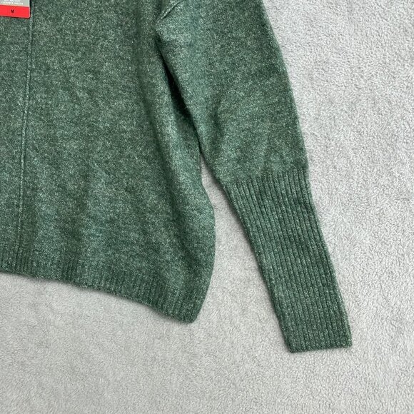 NEW Legendary outfitters Women's Sweater M Soft and Cozy Crewneck Green - Picture 5 of 10